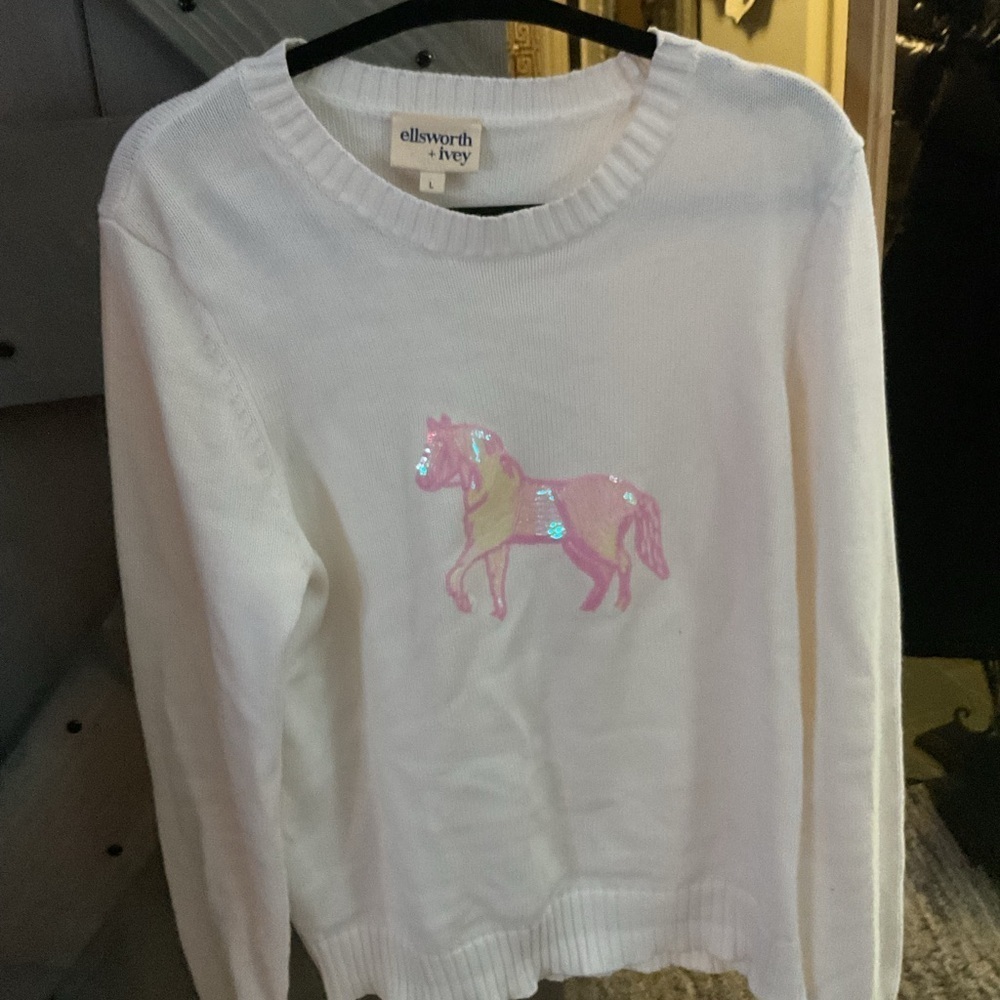 Ellsworth & Ivey White Sweater with Pink Horse